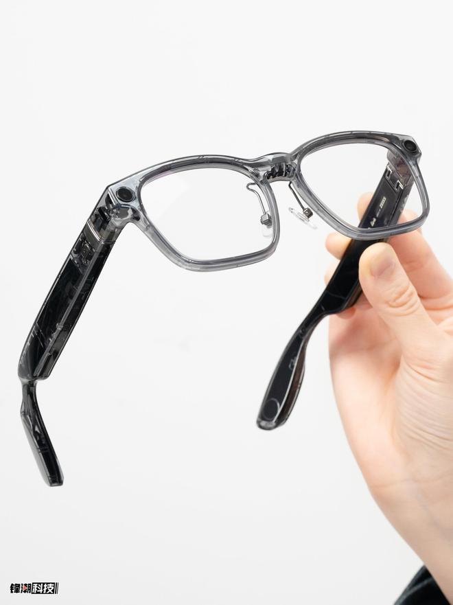 体验：戴了两周它想做的不止于车联新葡京理想AI眼镜 Livis(图7)